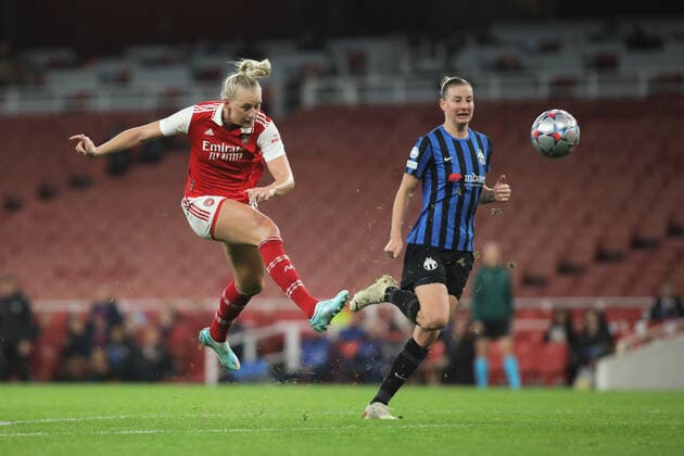 Stina Blackstenius of Arsenal Women shoots at goal during the Womens Champions League match between Arsenal Women and FC Zurich Women at the Emirates Stadium, London, England on 27 October 2022. Copyright: xJoshuaxSmithx 34030041
