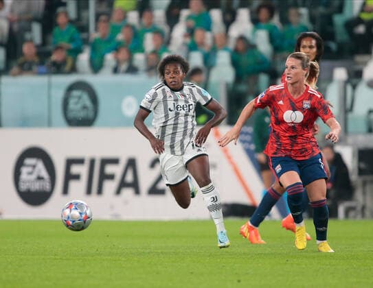 Sport Bilder des Tages October 27, 2022, Turin, Italy: Beerensteyn of Juventus Women during the UEFA WomenÃ¢â‚¬â ¢s Champions League Group C, football match between Juventus Women and Olympique Lyonnais on 27 October 2022 at Allianz Stadium,Turin, Italy. Photo . UEFA Champions League Women football match - Juventus Women vs Olympique Lyonnais, Turin, Italy  - ZUMAl164 20221027_zsa_l164_392 Copyright: xNderimxKacelix