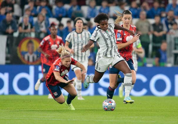 October 27, 2022, Turin, Italy: Beerensteyn of Juventus Women during the UEFA WomenÃ¢â‚¬â ¢s Champions League Group C, football match between Juventus Women and Olympique Lyonnais on 27 October 2022 at Allianz Stadium,Turin, Italy. Photo . UEFA Champions League Women football match - Juventus Women vs Olympique Lyonnais, Turin, Italy  - ZUMAl164 20221027_zsa_l164_406 Copyright: xNderimxKacelix
