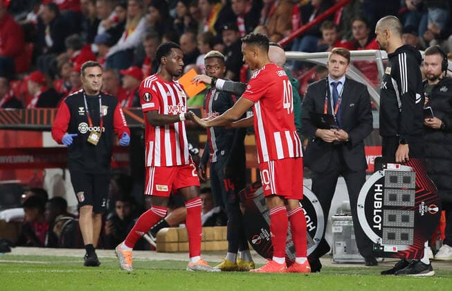 Auswechselung Sheraldo Becker, Einwechselung Jamie Leweling Fußball Fussball UEL UEFA Europa League Herren Saison 2022 2023 27.10.2022 1.FC Union Berlin FCU vs. SC Sporting Braga DFL regulations prohibit any use of photographs as image sequences and or quasi-video.