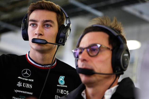 63 George Russell (GBR, Mercedes-AMG Petronas F1 Team), Toto Wolff (AUT, Mercedes-AMG Petronas F1 Team), F1 Grand Prix of Mexico at Autodromo Hermanos Rodriguez on October 28, 2022 in Mexico City, Mexico. (Photo by HOCH ZWEI) Mexico City Mexico