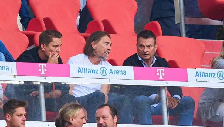 Martin Schmidt, Director Sportdirektor Mainz 05 Christian Heidel, Manager Mainz 05 in the match FC BAYERN MÜNCHEN - 1. FSV MAINZ 05 6-2 1.German Football League on Oct 29, 2022 in Munich, Germany. Season 2022 2023, matchday 12, 1.Bundesliga, FCB, München, 12.Spieltag