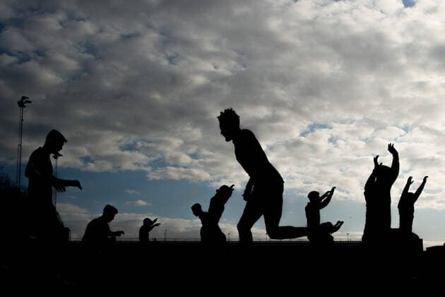 221102 Players in silhouette during a training session with Malmö FF on November 2, 2022 in Malmö. Photo: Petter Arvidson BILDBYRAN kod PA PA0426 fotboll football soccer fotball uefa europa league träning practice training malmö ff bbeng genre Copyright: PETTERxARVIDSON BB221102PA001