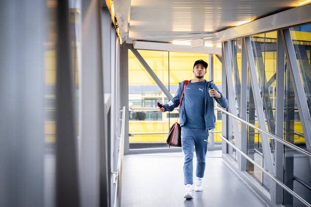 221102 Sergio Pena during the team travel from Malmö to Braga ahead of Europa League on November 2, 2022 in Malmö. Photo: Petter Arvidson BILDBYRAN kod PA PA0428 fotboll football soccer fotball uefa europa league resa travel malmö ff bbeng team travel Copyright: PETTERxARVIDSON BB221102PA086