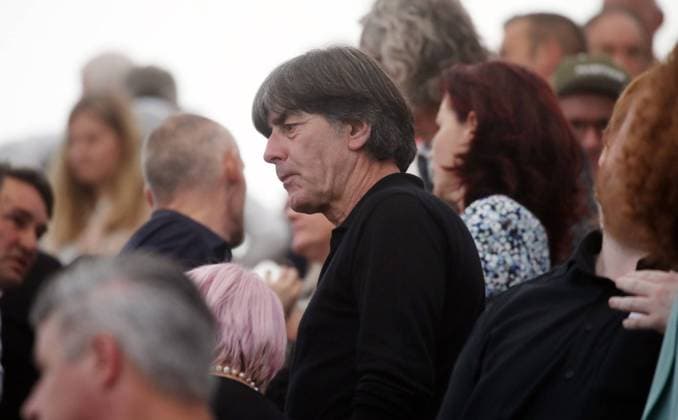 29.10.22 VfB Stuttgart - FC Augsburg Deutschland, Stuttgart, 29.10.2022, Fussball, Bundesliga, VfB Stuttgart - FC Augsburg: Joachim Löw.