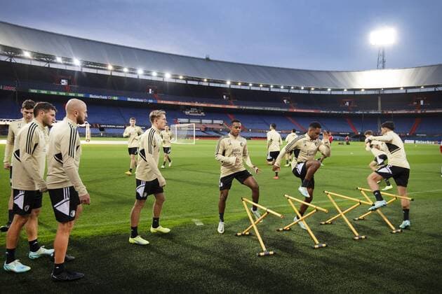 ROTTERDAM - Feyenoord s squad during training prior to the UEFA Europa League match between Feyenoord and Lazio Roma at Feyenoord Stadium de Kuip on November 2, 2022 in Rotterdam, Netherlands. ANP OLAF KRAAK UEFA Europa League MD-1 2022 2023 xVIxANPxSportx xxANPxIVx