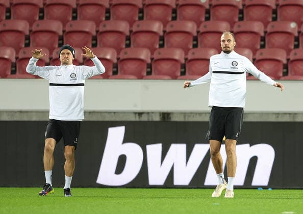 SOCCER - UEFA EL, Midtjylland vs Sturm HERNING,DENMARK,02.NOV.22 - SOCCER - UEFA Europa League, group stage, FC Midtjylland vs SK Sturm Graz, preview, training Sturm. Image shows Stefan Hierlaender and Jon Gorenc-Stankovic (Sturm).  GEPAxpictures xChrisxBauer