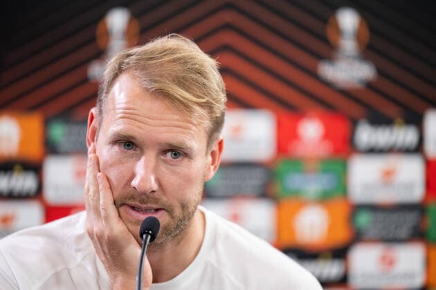 221102 Ola Toivonen during a press conference, PK, Pressekonferenz with Malmö FF on November 2, 2022 in Braga. Photo: Petter Arvidson BILDBYRAN kod PA PA0429 fotboll football soccer fotball uefa europa league presskonferens press conference malmö ff bbeng Copyright: PETTERxARVIDSON BB221102PA106