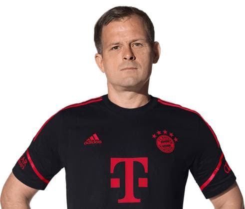 Fussball 1. Bundesliga Saison 2022 2023 29.08.2022 Fototermin FC Bayern Muenchen: Torwarttrainer Toni Tapalovic