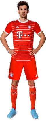 Fussball 1. Bundesliga Saison 2022 2023 29.08.2022 Fototermin FC Bayern Muenchen: Leon Goretzka
