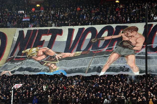 Sport Bilder des Tages ROTTERDAM - Atmospheric action during the UEFA Europa League Group F match between Feyenoord and Lazio Roma at Feyenoord Stadium de Kuip on November 3, 2022 in Rotterdam, Netherlands. ANP OLAF KRAAK UEFA Europa League group F 2022 2023 xVIxANPxSportx xxANPxIVx