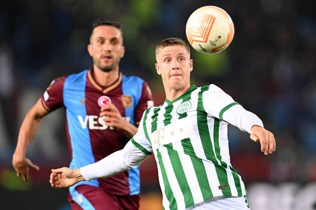 TRABZON - Mats Knoester of Ferencvaros TC during the UEFA Europa League Group H match between Trabzonspor AS and Ferencvaros at Senol Gunes Stadium on November 3, 2022 in Trabzon, Turkey. ANP Dutch Height Gerrit van Keulen UEFA Europa League group H 2022 2023 xVIxANPxSportx xGerritxvanxKeulenxIVx