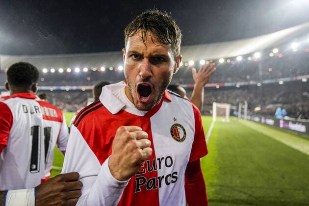 UEFA Europa League: Feyenoord v Lazio Roma Rotterdam - Santiago Gimenez of Feyenoord celebrates the 1-0 during the match between Feyenoord v Lazio Roma at Stadion Feijenoord De Kuip on 3 November 2022 in Rotterdam, The Netherlands. Copyright: xTomxBodex