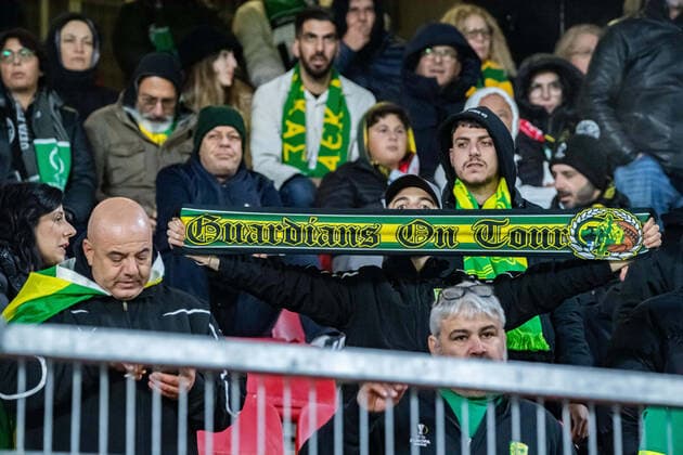 Supporters du AEK Larnaca - Ambiance FOOTBALL : Stade Rennais x AEK Larnaca - Ligue Europa - JournÃ e 6 - 03 11 2022 BaptisteAutissier Panoramic 