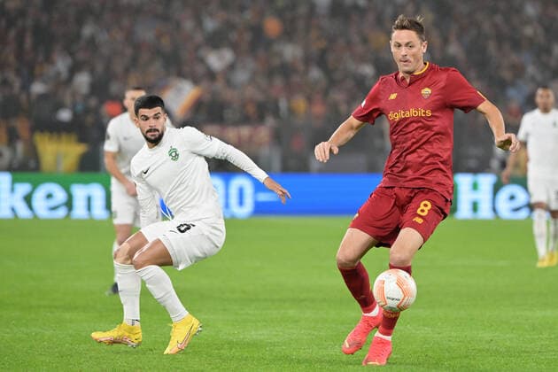 Foto Alfredo Falcone LaPresse 03 Novembre 2022 - Roma, Italia - calcio - Roma - Ludogorets - Europa League 2022 2023 - Stadio Olimpico. Nella foto: Nemanja Matic of AS Roma Foto Alfredo Falcone LaPresse November 03, 2022 Rome, Italy - sport, soccer - Roma - Ludogorets - Europe League 2022 2023 - Olimpic Stadium. In the pic: Nemanja Matic of AS Roma  Copyright: xAlfredoxFalcone LaPressex