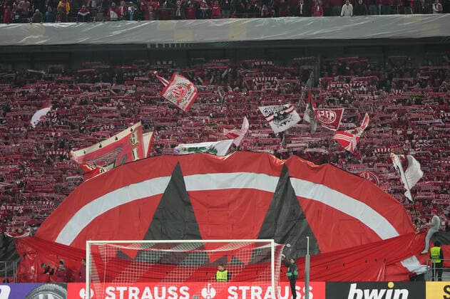 GER, Europa Conference League, Gruppenphase, 6 Spieltag, 1. FC Koeln (GER) vs. OGC Nizza (FRA) 03.11.2022, Rheinenergie Stadion, Koeln, GER, Europa Conference League, Gruppenphase, 6 Spieltag, 1. FC Koeln (GER) vs. OGC Nizza (FRA), im Bild: koelner Choreo