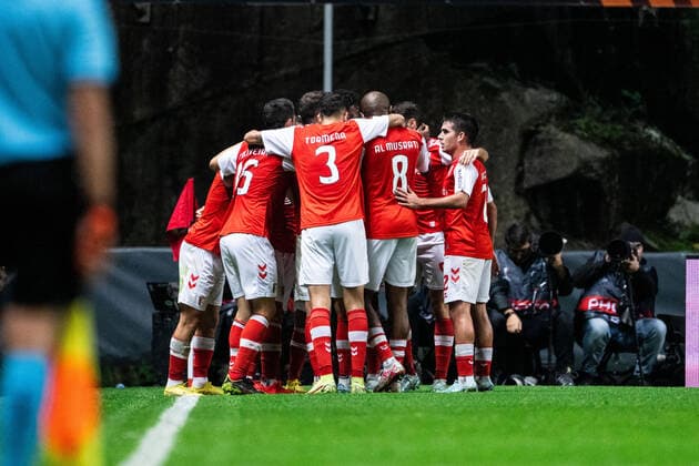 221103 Players of Braga celebrate after 1-0 by Ricardo Horta during the UEFA Europa League between Braga and Malmö FF on November 3, 2022 in Braga. Photo: Petter Arvidson BILDBYRAN kod PA PA0430 fotboll football soccer fotball uefa europa league braga malmö ff bbeng jubel Copyright: PETTERxARVIDSON BB221103PA083