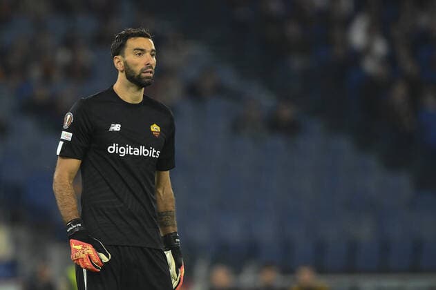 Rui Patricio of A.S. Roma during the sixth day of UEFA Europa League Group C match between A.S. Roma and PFC Ludogorets 1945 at Olimpico Stadium on November 3, 2022 in Rome, Italy.  Copyright: xDomenicoxCippitellix xipa-agencyx xLivexMediax 0