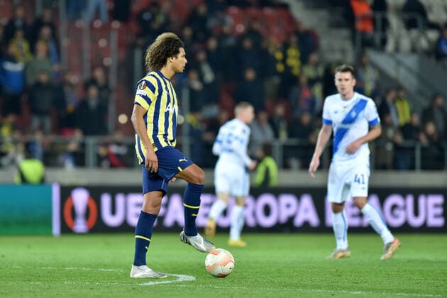 2022.11.03 Krakow Pilka nozna, Liga Europy UEFA, sezon 2022 2023 Dynamo Kijow - Fenerbahce SK N z Willian Arao Foto Krzysztof Porebski PressFocus 2022.11.03 Krakow Football, UEFA Europa League, 2022 23 season FC Dynamo Kyiv - Fenerbahce Spor Kulubu Willian Arao Credit: Krzysztof Porebski PressFocus NEWSPIX.PL --- Newspix.pl  20221103PF_KP149