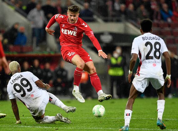 03.11.2022, Cologne, Germany, RheinEnergieStadium, 1. FC Koeln vs OGC Nizza - UEFA Europa Conference League - Group D, Mario Lemina (OGC Nice), Jan Thielmann (1. FC Koeln) und Hicham Boudaoui (OGC Nice) im Zweikampf (Foto Ralf Treese) Cologne RheinEnergieStadium North Rhine-Westphalia Germany
