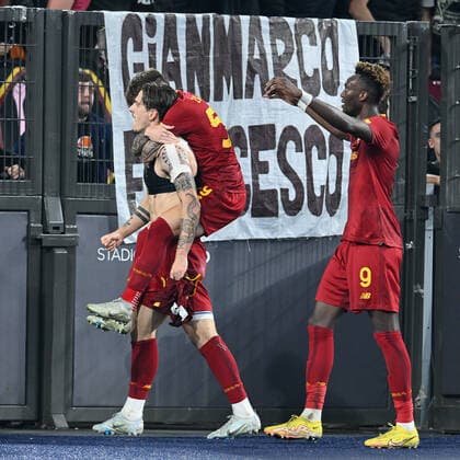 3rd November 2022; Olimpico Stadium, Roma, Italy; Uefa Europa League football Match, Roma versus celebrates after scoring the goal for 3-1 in the 85th minute  ActionPlus12444798 AllShotLive
