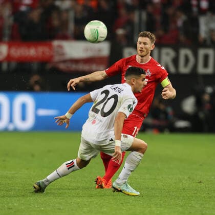 Youcef Atal (Nizza), Florian Kainz (Köln) , Conference League, Köln, Deutschland, 06.10.2022, 1. FC Köln - OGC Nizza.