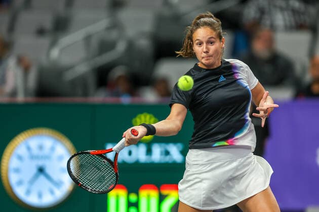 FORT WORTH, TX - NOVEMBER 03: Daria Kasatkina hits a forehand during the WTA, Tennis Damen Finals on November 3, 2022 at Dickies Arena in Fort Worth, TX. (Photo by George Walker Icon Sportswire) TENNIS: NOV 03 WTA Finals Icon22110339