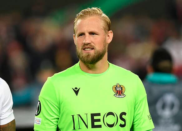 03.11.2022, Cologne, Germany, RheinEnergieStadium, 1. FC Koeln vs OGC Nizza - UEFA Europa Conference League - Group D, Torwart Kaspar Schmeichel (OGC Nice) schaut (Foto Ralf Treese) Cologne RheinEnergieStadium North Rhine-Westphalia Germany