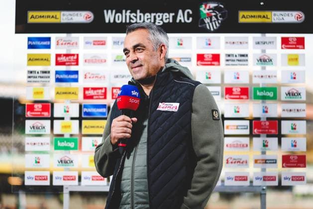SOCCER - BL, WAC vs RBS WOLFSBERG,AUSTRIA,05.NOV.22 - SOCCER - ADMIRAL Bundesliga, Wolfsberger AC vs Red Bull Salzburg. Image shows head coach Robin Dutt (WAC).  GEPAxpictures xDanielxGoetzhaber