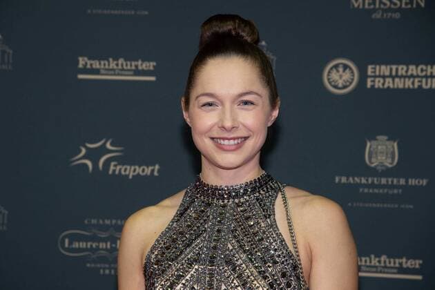 Sport Themen der Woche KW44 Sport Bilder des Tages Gina LUECKENKEMPER, Leichtathletin, roter Teppich, Red Carpet Show, 40. Deutscher Sportpresseball in der Alten Oper Frankfurt, 05.11.2022. Â *** Gina LUECKENKEMPER, track and field athlete, red carpet, red carpet show, 40 German Sports Press Ball at the Alte Oper Frankfurt, 05 11 2022 Â