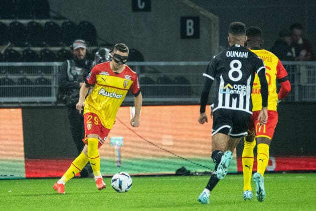 Przemyslaw Frankowski (RC Lens) FOOTBALL : Angers SCO vs RC Lens - Ligue 1 - Journee 14 - 05 11 2022 BaptisteAutissier Panoramic 