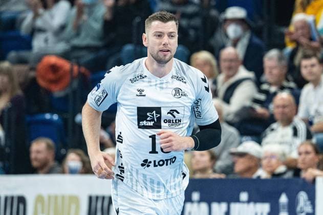 Niclas Ekberg (THW Kiel 18) THW Kiel vs. TBV Lemgo-Lippe, Handball, Bundesliga, Spieltag 10, Saison 2022 2023, 05.11.2022 -Pressefoto Marcel von Fehrn THW Kiel vs. TBV Lemgo-Lippe, Handball, Bundesliga, Spieltag 10, Saison 2022 2023, 05.11.2022 Kiel Copyright: xEibner-Pressefoto MarcelxvonxFehrnx EP_EER