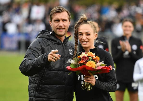 06.11.2022, xhbx, Fussball 1.Bundesliga Damen, Eintracht Frankfurt Frauen - 1.FC Koeln emspor, v.l. Sportvorstand Markus Krösche (Eintracht Frankfurt) , Sophia Kleinherne (Eintracht Frankfurt Damen) (DFL DFB REGULATIONS PROHIBIT ANY USE OF PHOTOGRAPHS as IMAGE SEQUENCES and or QUASI-VIDEO) Frankfurt am Main