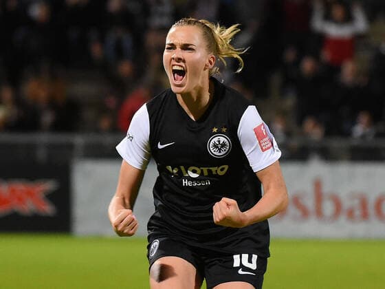 Sport Themen der Woche KW44 Sport Bilder des Tages 06.11.2022, xhbx, Fussball 1.Bundesliga Damen, Eintracht Frankfurt Frauen - 1.FC Koeln emspor, v.l. Torjubel, Goal celebration, celebrate the goal 2:0 Laura Freigang (Eintracht Frankfurt Damen) (DFL DFB REGULATIONS PROHIBIT ANY USE OF PHOTOGRAPHS as IMAGE SEQUENCES and or QUASI-VIDEO) Frankfurt am Main *** 06 11 2022, xhbx, football 1 Bundesliga ladies, Eintracht Frankfurt women 1 FC Koeln emspor, v l goal celebration, celebrate the goal 2 0 Laura Freigang Eintracht Frankfurt ladies DFL DFB REGULATIONS PROHIBIT ANY USE OF PHOTOGRAPHS AS IMAGE SEQUENCES AND OR QUASI VIDEO Frankfurt am Main