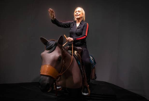 November 6, 2022, FORT WORTH, TEXAS, UNITED STATES: Martina Navratilova visit the International Cowgirl Museum & Hall of Fame during the 2022 WTA, Tennis Damen Finals Fort Worth tennis tournament FORT WORTH UNITED STATES - ZUMAa181 20221106_zaa_a181_229 Copyright: xRobxPrangex