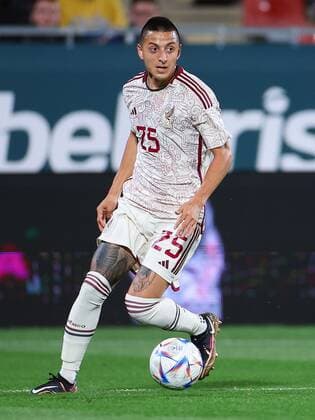 RECORD DATE NOT STATED Seleccion Mexicana 2022 Mexico vs Irak Roberto Alvarado of Mexico during the game Mexico (Mexican national team, Nationalteam vs Iraq, friendly match of preparation prior to the start of the FIFA World Cup, WM, Weltmeisterschaft, Fussball Qatar 2022, at Montilivi Municipal Stadium, on November 9, 2022. <br><br> Roberto Alvarado de Mexico durante el partido Mexico (Seleccion Nacional Mexicana) vs Irak,amistoso de preparacion previo al inicio de la Copa Mundial de la FIFA Qatar 2022, en el Estadio Municipal de Montilivi, el 9 de noviembre de 2022. GIRONA ESPANA ESPANA Copyright: xEricxAlonsox 20221109150307_SM_MEX_IRA_ALVARADO161