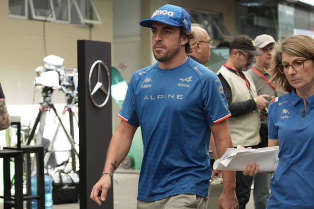 November 10, 2022: Fernando Alonso during the preparation day ahead of the 2022 Formula One Grand Prix of Sao Paulo at Interlagos circuit, on November 10. The grand prix will be celebrated next Sunday, November 13. - ZUMAl146 20221110_zaf_l146_014 Copyright: xPauloxLopesx