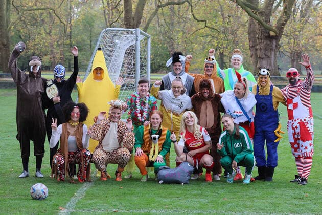 1.FC Köln, Fussball Frauen, 1. Bundesliga, Karnevalstraining, Gruppenfoto (1.FC Köln), Bild: , 11.11.2022