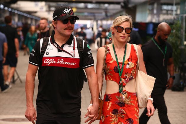 FORMULA 1 HEINEKEN GRANDE PREMIO DO BRASIL 2022 11.11.2022, Autodromo Jose Carlos Pace, Interlagos, FORMULA 1 HEINEKEN GRANDE PREMIO DO BRASIL 2022 , im Bild Valtteri Bottas (FIN), Alfa Romeo F1 Team ORLEN mit Freundin Tiffany Cromwell .