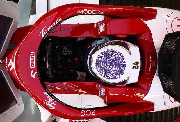 FORMULA 1 HEINEKEN GRANDE PREMIO DO BRASIL 2022 11.11.2022, Autodromo Jose Carlos Pace, Interlagos, FORMULA 1 HEINEKEN GRANDE PREMIO DO BRASIL 2022 , im Bild Guanyu Zhou (CHN), Alfa Romeo Racing ORLEN.