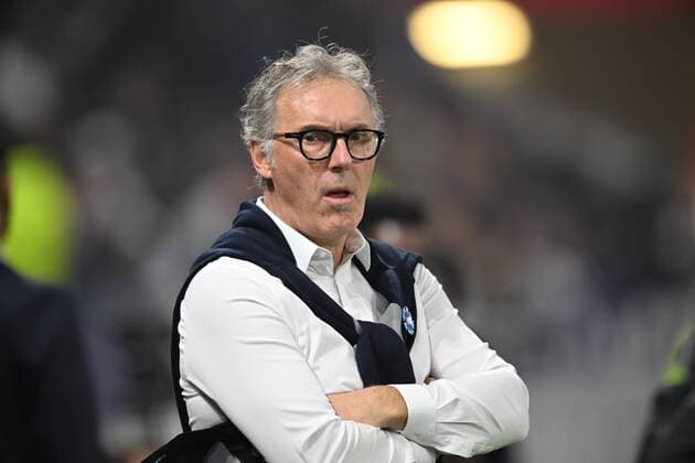 Fußball, Olympique Lyon - OGC Nizza Laurent Blanc (lyon) FOOTBALL: Olympique Lyonnais vs OGC Nice - Ligue 1 - 11 11 2022 FredericChambert Panoramic 