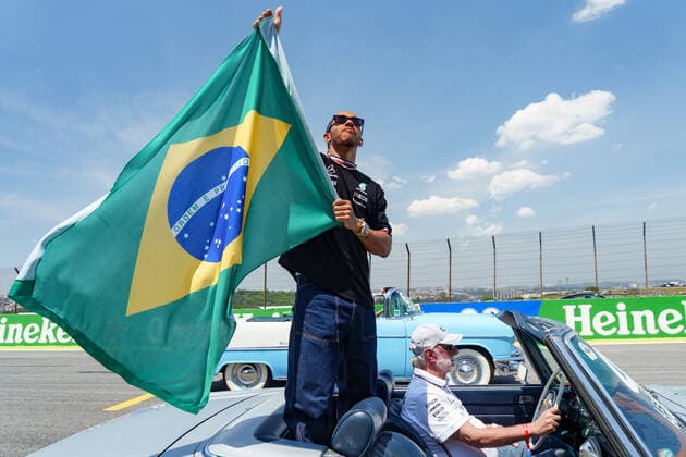 Sport Bilder des Tages November 13, 2022, Sao Paulo, Sao Paulo, Brazil: LEWIS HAMILTON, of Mercedes AMG Petronas F1 Team, during the driverÃ¢â‚¬â ¢s parade of the 2022 Formula One Grand Prix of Sao Paulo at Interlagos circuit, on November 13. Sao Paulo Brazil - ZUMAl146 20221113_zaf_l146_007 Copyright: xPauloxLopesx