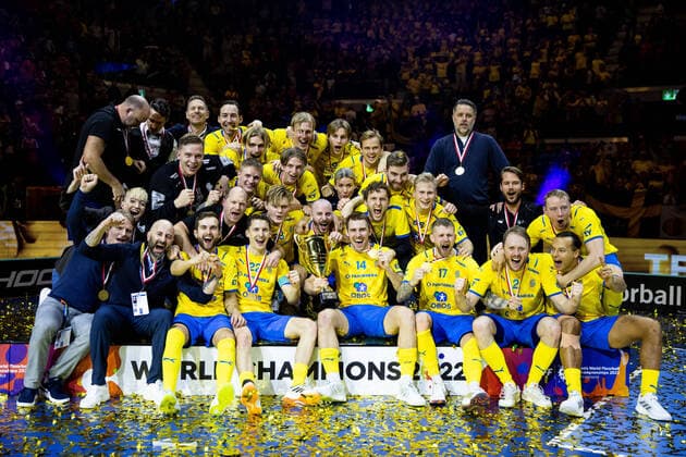 Bilder des Jahres, Sport 11 November Sport Themen der Woche KW45 Sport Bilder des Tages 221113 Players of Sweden celebrate after the the WFC 2022 Final between Sweden and Czech Republic on November 13, 2022 in Zurich. Photo: Per Wiklund BILDBYRAN COP 124 PW0136 innebandy floorball landslaget sverige sweden tjeckien national team, Nationalteam czech republic bbeng jubel *** 221113 Players of Sweden celebrate after the the WFC 2022 Final between Sweden and Czech Republic on November 13, 2022 in Zurich Photo Per Wiklund BILDBYRAN COP 124 PW0136 indoor bandy floorball national team sweden sweden czechkien national team czech republic bbeng jubel,  Copyright: PERxWIKLUND BB221113PW076