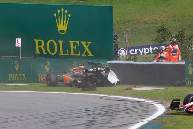 Crash of 3 Daniel Ricciardo (AUS, McLaren F1 Team), F1 Grand Prix of Brazil at Autodromo Jose Carlos Pace on November 13, 2022 in Sao Paulo, Brazil. (Photo by HOCH ZWEI) Sao Paulo Brazil