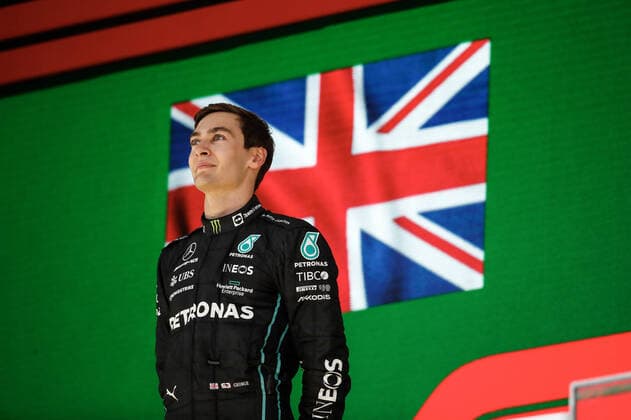 RUSSELL George (gbr), Mercedes AMG F1 Team W13, portrait on podium after winning his first GP during the Formula 1 Heineken Grande Premio de Sao Paulo 2022, Sao Paulo Grand Prix Grand Prix 2022, 21st round of the 2022 FIA Formula One World Championship, WM, Weltmeisterschaft from November 11 to 13, 2022 on the Interlagos Circuit, in Sao Paulo, Brazil - F1 - SAO PAULO GRAND PRIX 2022 - RACE DPPI Panoramic  _V2_2005 copie
