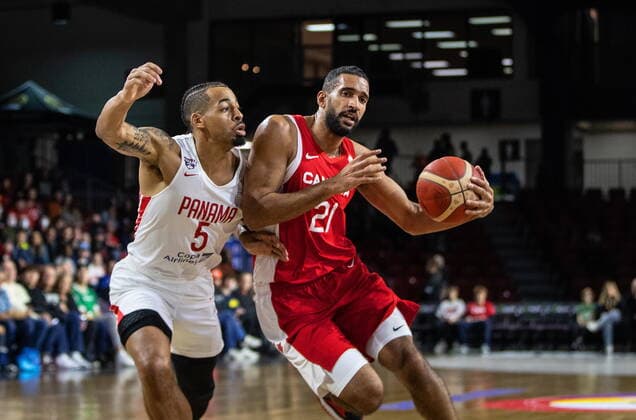 November 13, 2022, EDMONTON, AB, CANADA: Canada s Thomas Scrubb (21) drives to the hoops past Panama s Trevor Gaskins (5) during first half FIBA World Cup Qualifiers action in Edmonton, Sunday, Nov. 13, 2022. Canada News - November 13, 2022  - ZUMAc35_ 20221113_zaf_c35_134 Copyright: xJasonxFransonx