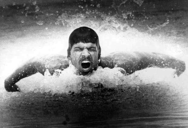 Arkiv 1972. Den amerikanske simmaren Mark Spitz tog tva guld vid OS i Mexico 1968 och utökade medaljskörden med 7 guld i München 1972. Under karriären slog han världsrekord i fristil och fjärilsim 26 ganger. x20360x Copyright: xSvensktxPressfotox MARK SPITZ