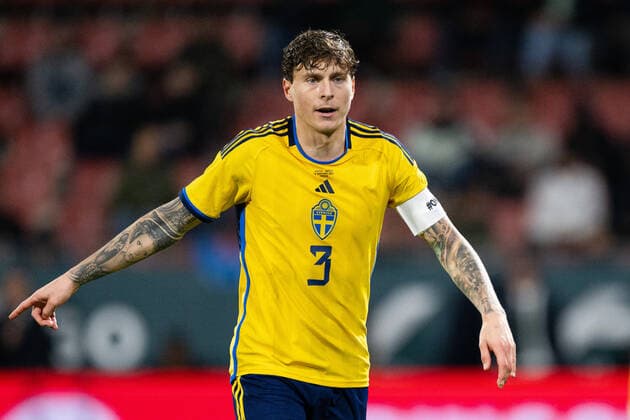 221116 Victor Nilsson Lindelöf of Sweden during the International Friendly, Länderspiel, Nationalmannschaft football match between Mexico and Sweden on November 16, 2022 in Girona. Photo: Ludvig Thunman BILDBYRAN kod LT LT0441 fotboll football soccer fotball träningslandskamp international friendly mexico sverige sweden sverige a bbeng Copyright: LUDVIGxTHUNMAN BB221116LT100