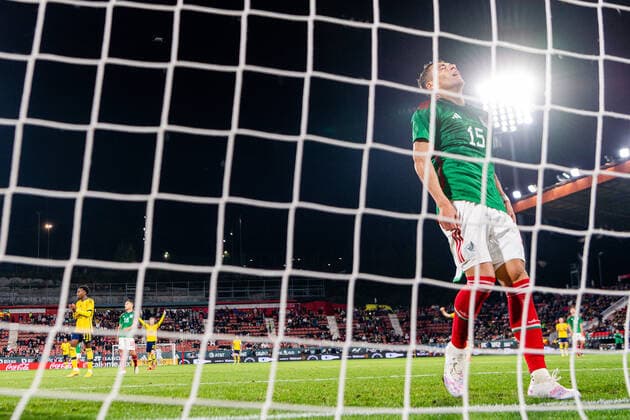 221116 Hector Moreno of Mexico looks dejected after the 0-1 goal during the International Friendly, Länderspiel, Nationalmannschaft football match between Mexico and Sweden on November 16, 2022 in Girona. Photo: Ludvig Thunman BILDBYRAN kod LT LT0441 fotboll football soccer fotball träningslandskamp international friendly mexico sverige sweden sverige a bbeng depp Copyright: LUDVIGxTHUNMAN BB221116LT132