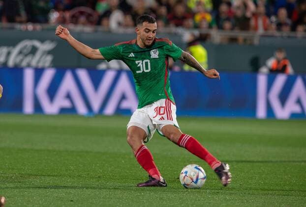 RECORD DATE NOT STATED Seleccion Mexicana 2022 Mexico vs Sweden Luis Chavez of Mexico during the game Mexico (Mexican national team, Nationalteam vs Sweden, friendly match of preparation prior to the start of the FIFA World Cup, WM, Weltmeisterschaft, Fussball Qatar 2022, at Montilivi Municipal Stadium, on November 16, 2022. <br><br> Luis Chavez de Mexico durante el partido Mexico (Seleccion Nacional Mexicana) vs Suecia,amistoso de preparacion previo al inicio de la Copa Mundial de la FIFA Qatar 2022, en el Estadio Municipal de Montilivi, el 16 de noviembre de 2022. GIRONA ESPANA ESPANA Copyright: xDavidxLeahx 20221116134734_SM_AM_MEX_SWE_CHAVEZ155